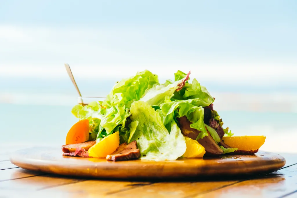 magret de canard grillé magret de canard salade légumes
